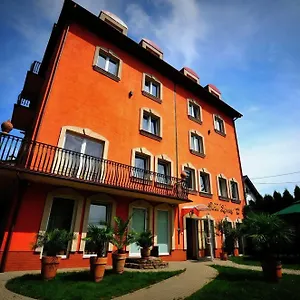 Lorenzo Hotel