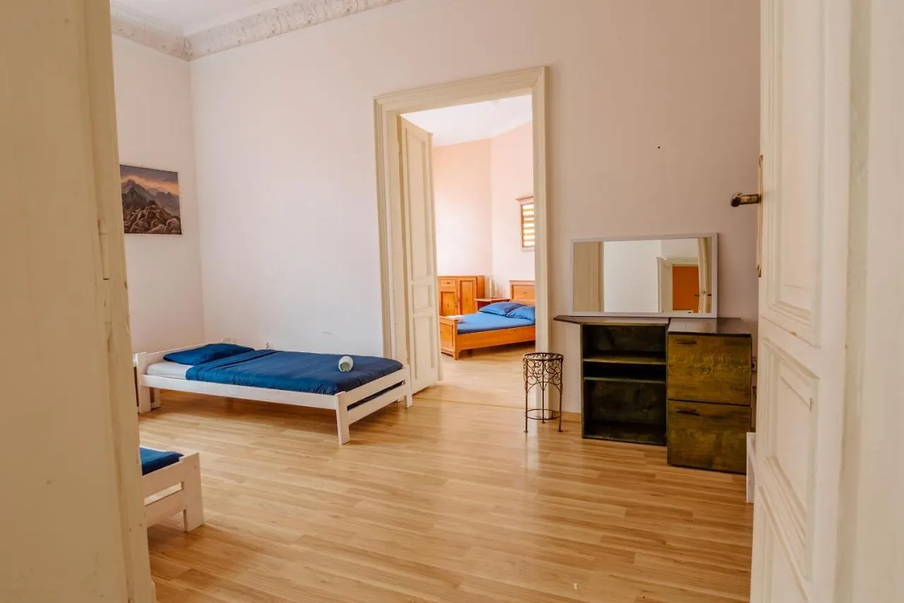 T&T Hostel & Apartments Kraków 0*,